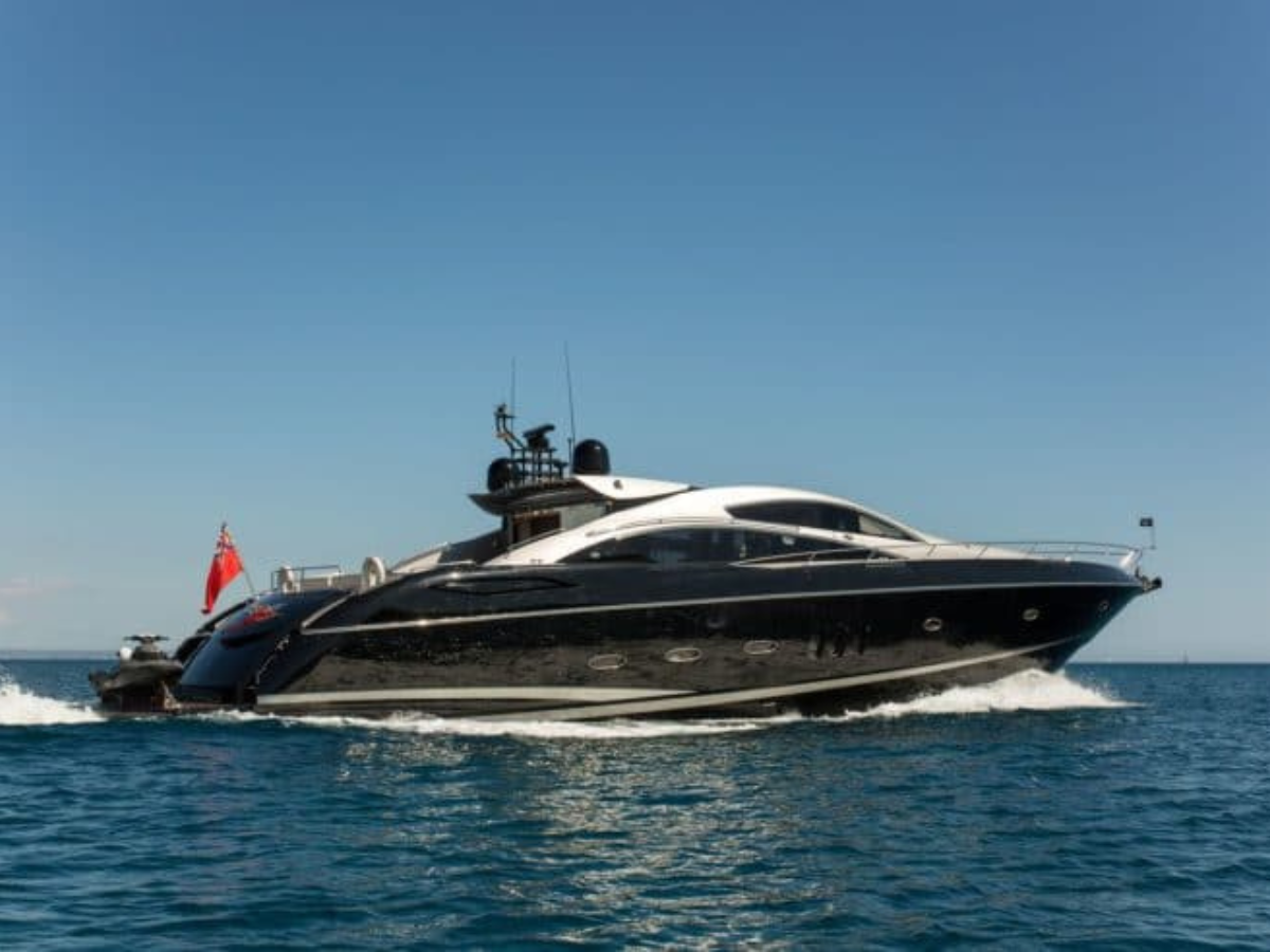 yacht charter